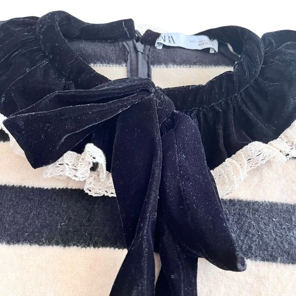 Zara Black Cream Striped Velvet Lace Trim Bow Collar Sweater Size Small - Picture 7 of 11